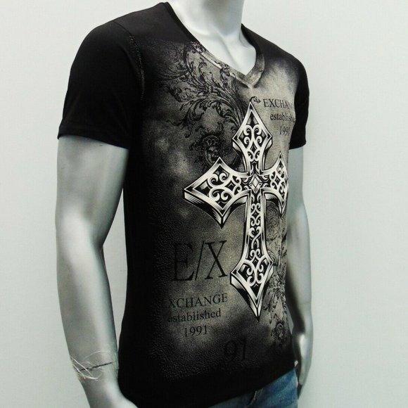 NWT EXCHANGE BIG CROSS TATTOO MEN'S BLACK V-NECK SHORT SLEEVE T-SHIRT SIZE M L - Picture 3 of 4